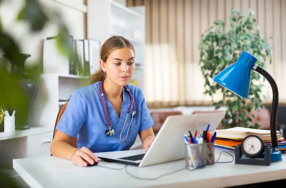 Innovative Methods for Training Healthcare Staff Using Cloud-Based Platforms